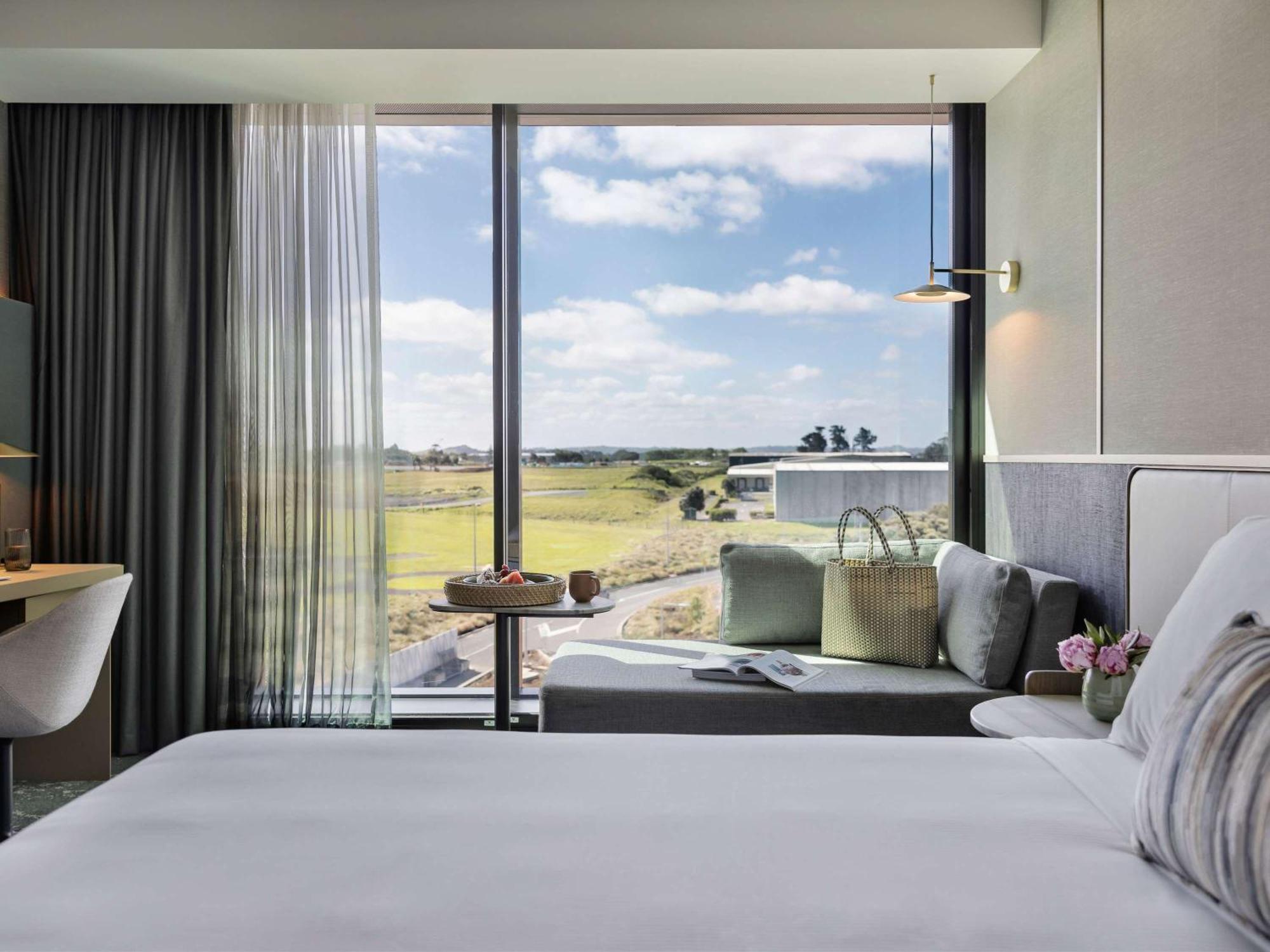 Pullman Auckland Airport 호텔 외부 사진 A room at the hotel